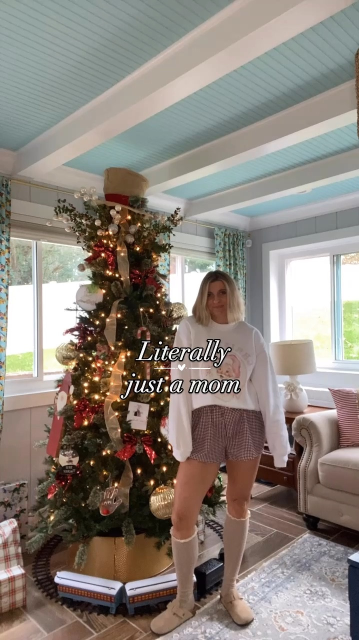 Literally just a mom full of Christmas vibes and holiday cheer 🥂 
•••


#LTKGiftGuide #LTKWatchNow #LTKHoliday