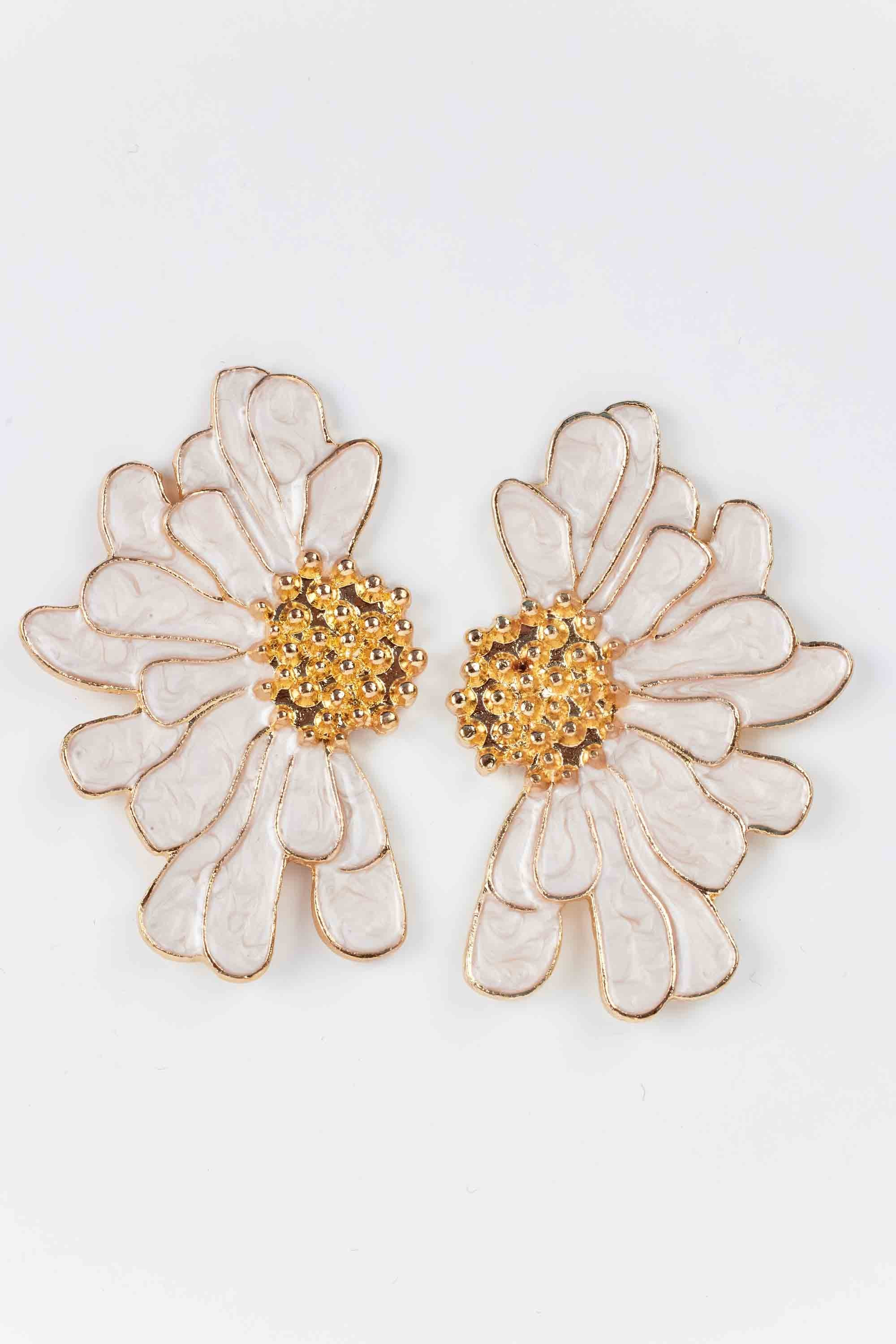 Lillian Earrings- White | Avara