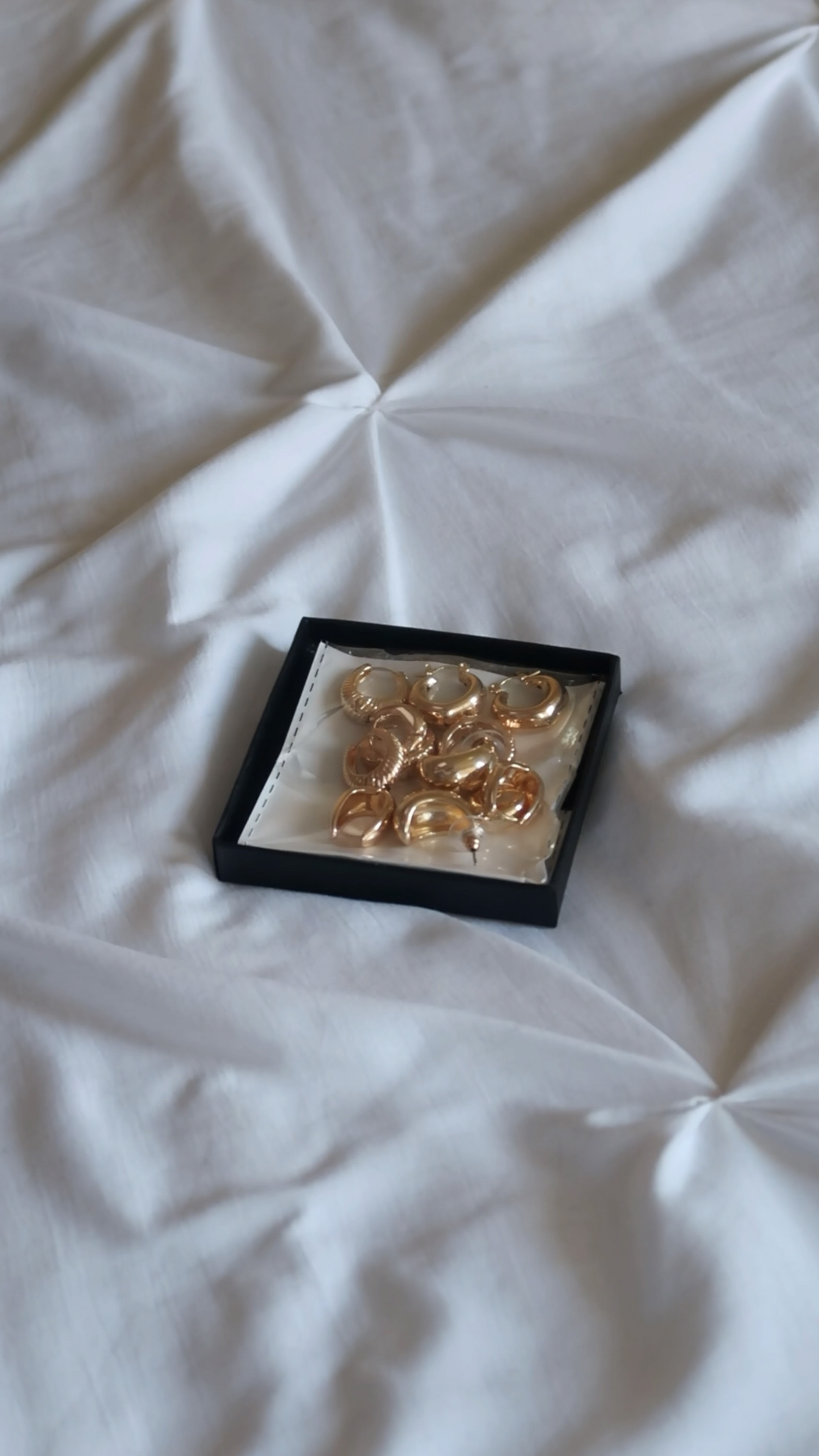 amazon 14k gold plated chunky gold hoops 
amazon finds, gold hoops, gold chunky hoops, 14k gold plated gold, gold plated, jewelry, gold jewelry, amazon jewelry, amazon gold jewelry 

#LTKunder50 #LTKU #LTKFind