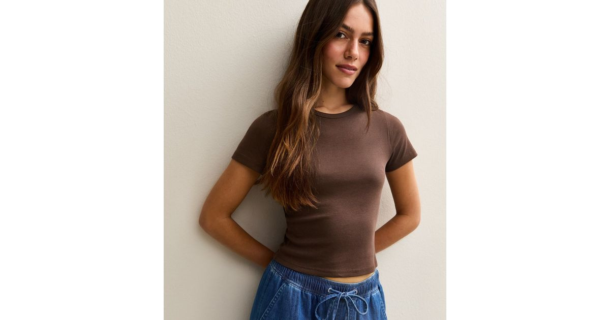 Petite Brown Short Sleeve T-Shirt  | New Look | New Look (UK)