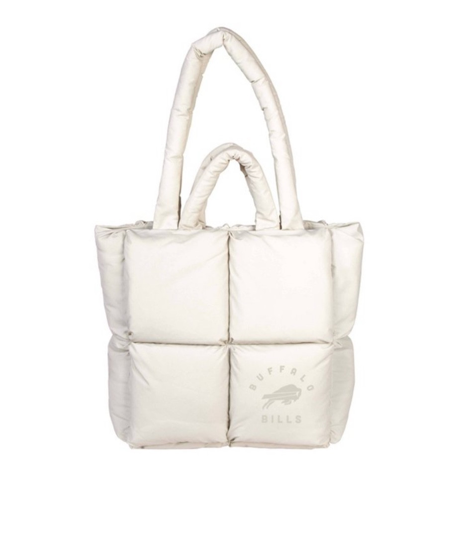 Buffalo bills puff bag for football seasonn

#LTKBacktoSchool #LTKSeasonal #LTKFindsUnder50
