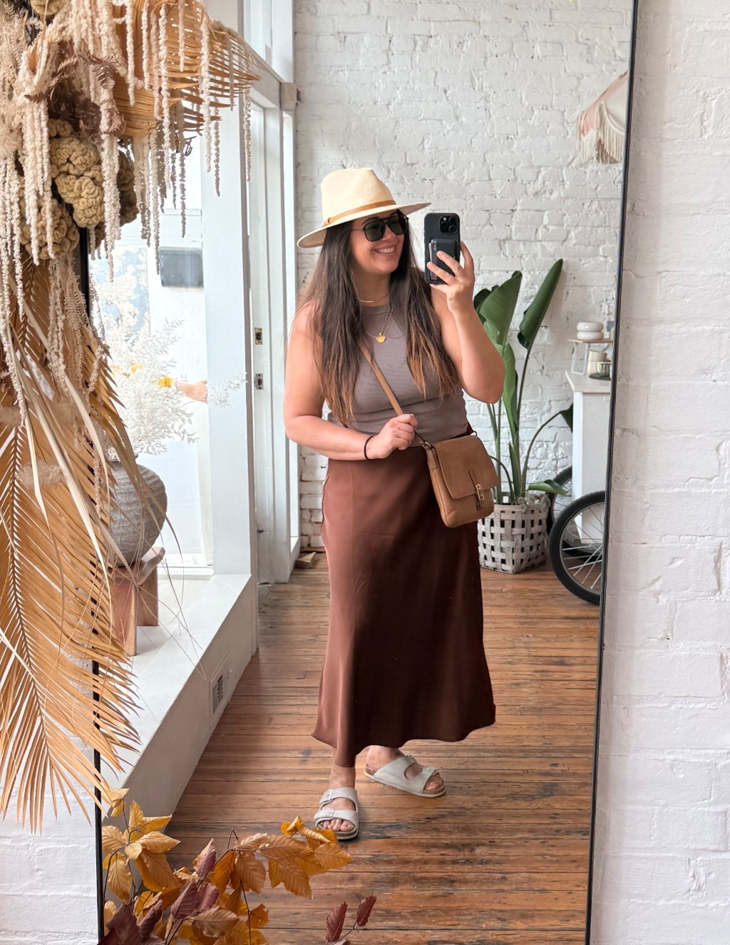 Spring outfit on repeat! I get the tanks in tall so they are not cropped. 

#LTKSeasonal #LTKMidsize #LTKootd