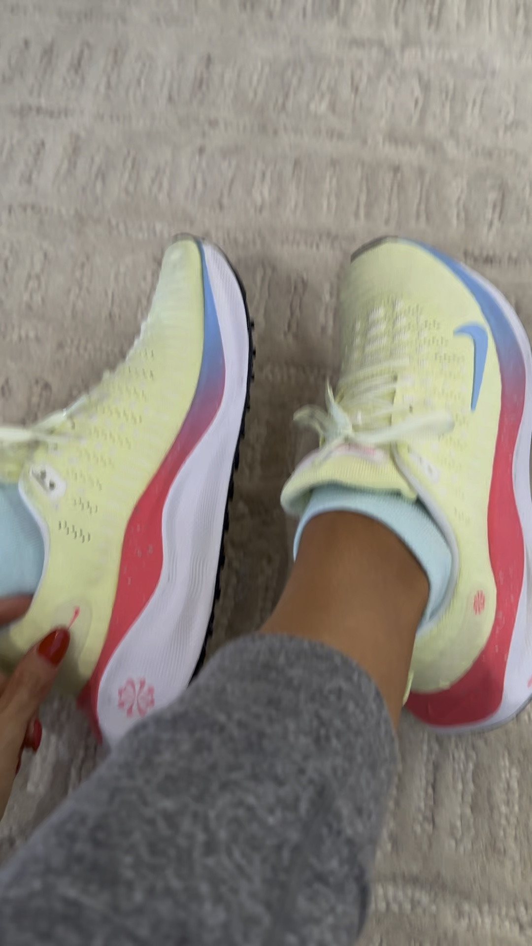 Nike sneakers size 8 size up 

#LTKShoeCrush #LTKFindsUnder100 #LTKFindsUnder50