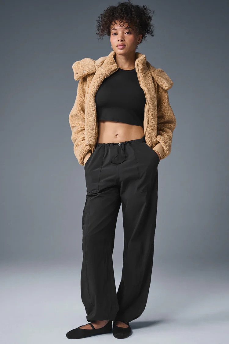 Foxy Sherpa Jacket - Camel | Alo Yoga (US)