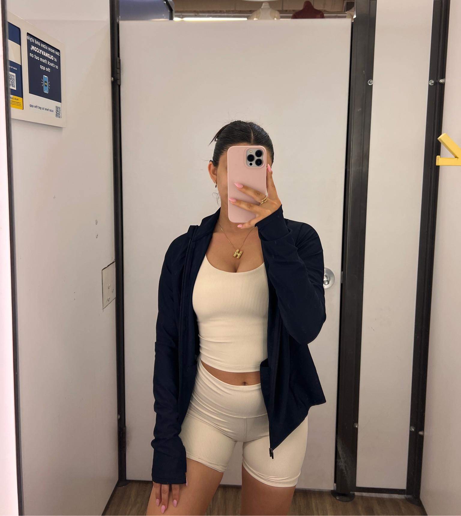 Old Navy Active for the win

#LTKfitness #LTKsalealert #LTKActive