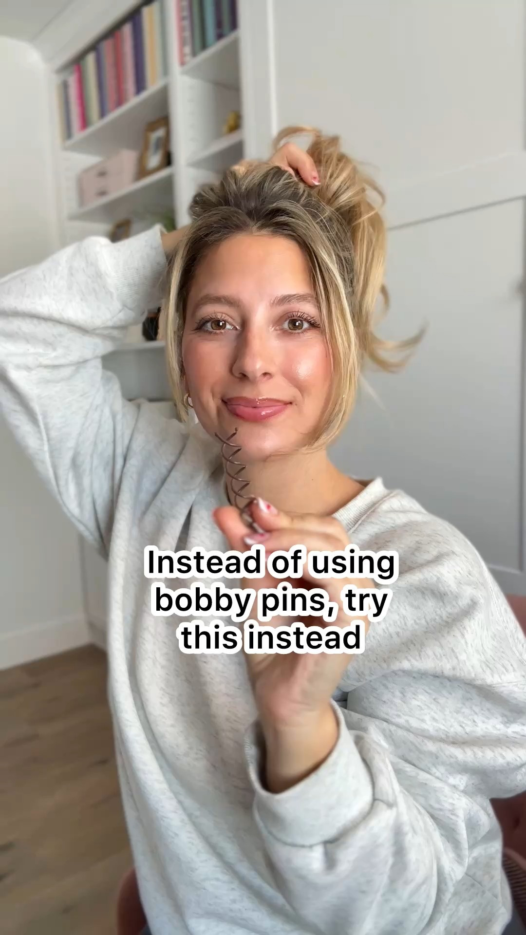 Instead of bobby pins, try this! It’s the equivalent of 4-5 bobby pins! 
-
#bunpin #bobbypin #spiralbobbypins #bobbypins #metagrip #amazon #amazonhaul #amazonfinds 