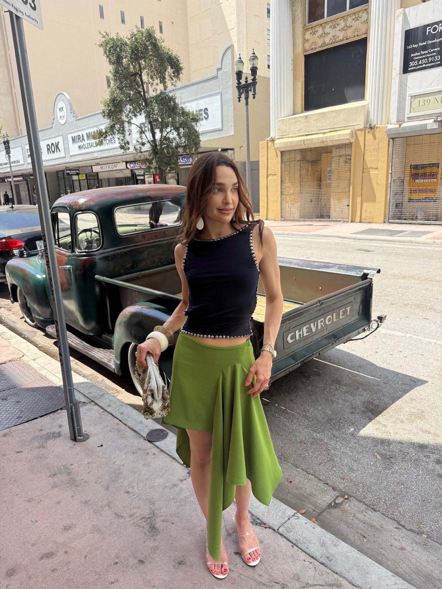 Effortlessly chic in olive green & black 💚 A feminine, statement-making look with the perfect mix of elegance and edge.

#LTKootd #LTKgrwm #LTKU