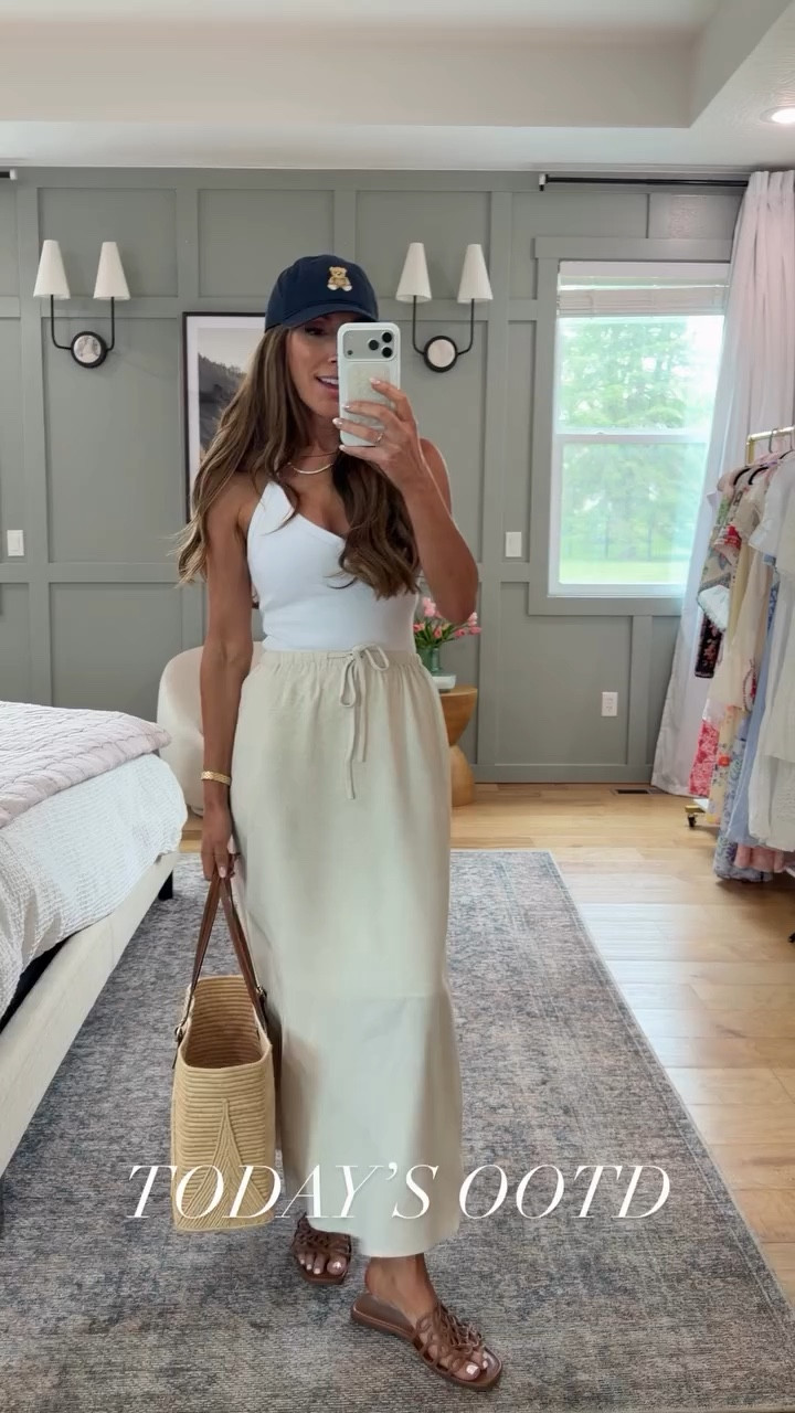 I can not believe I threw this together randomly I am OBSESSED! 

#momstyle #momlife #momuniform #onther #ltk #liketkit #liketoknowit #ltkstyle #ltkfashion 
#traveloutfits #travelstyle #airportoutfit #travelday

#LTKgrwm #LTKootd #LTKdayinmylife