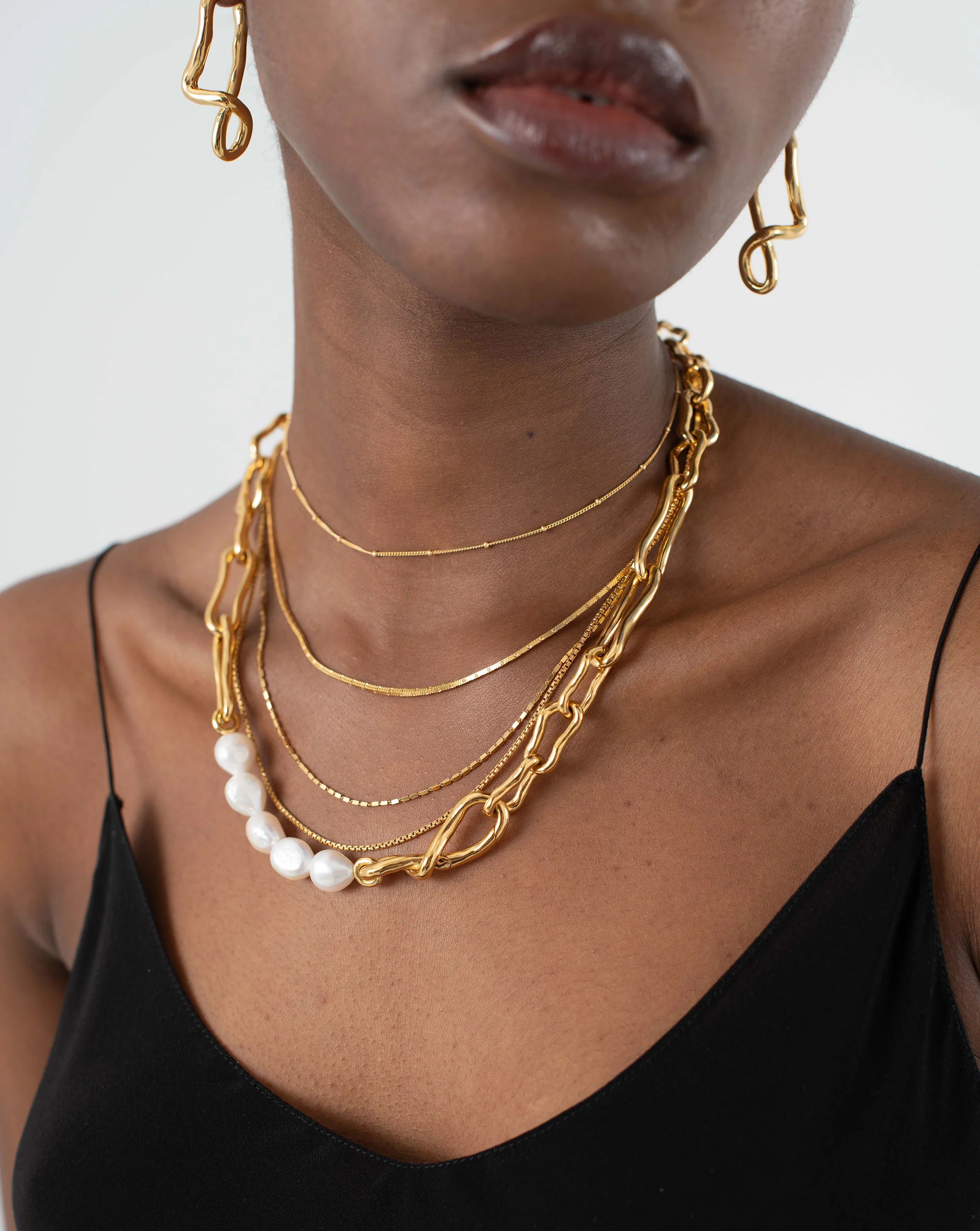Molten Baroque Pearl Twisted Chain Necklace | Missoma