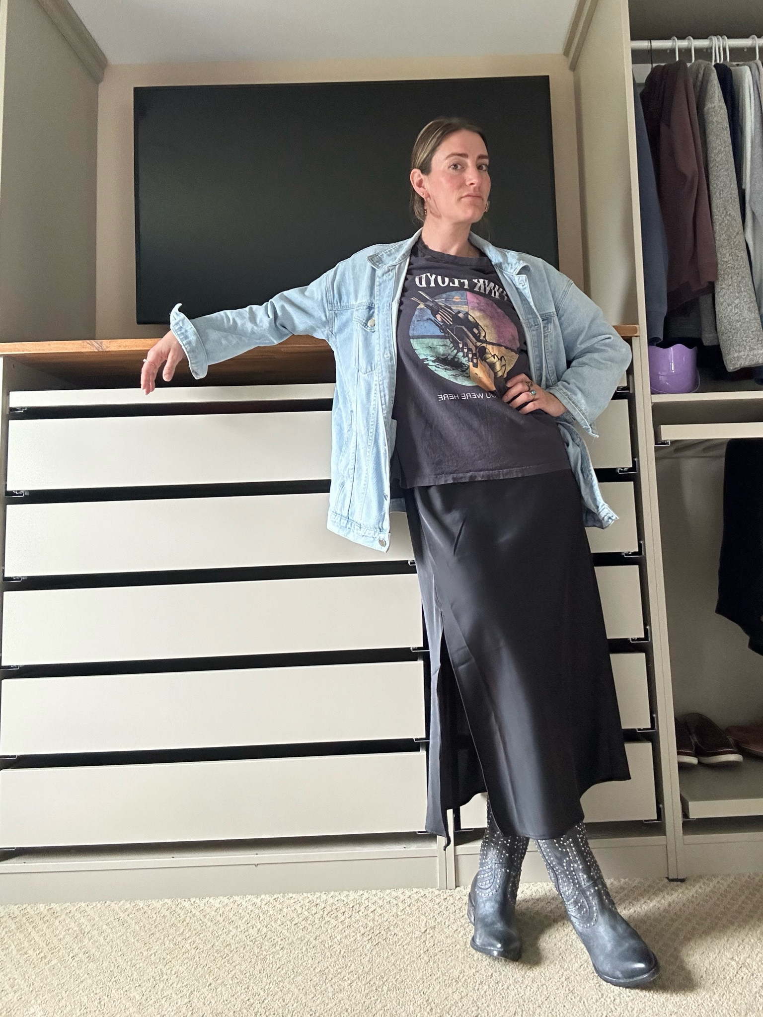 Don’t be afraid to take up space 
.
Remember to have fun with your outfits, use it as a way to express the unique person you are.  Never dim down for any room or anyone. 

#LTKShoeCrush #LTKStyleTip #LTKxNSale