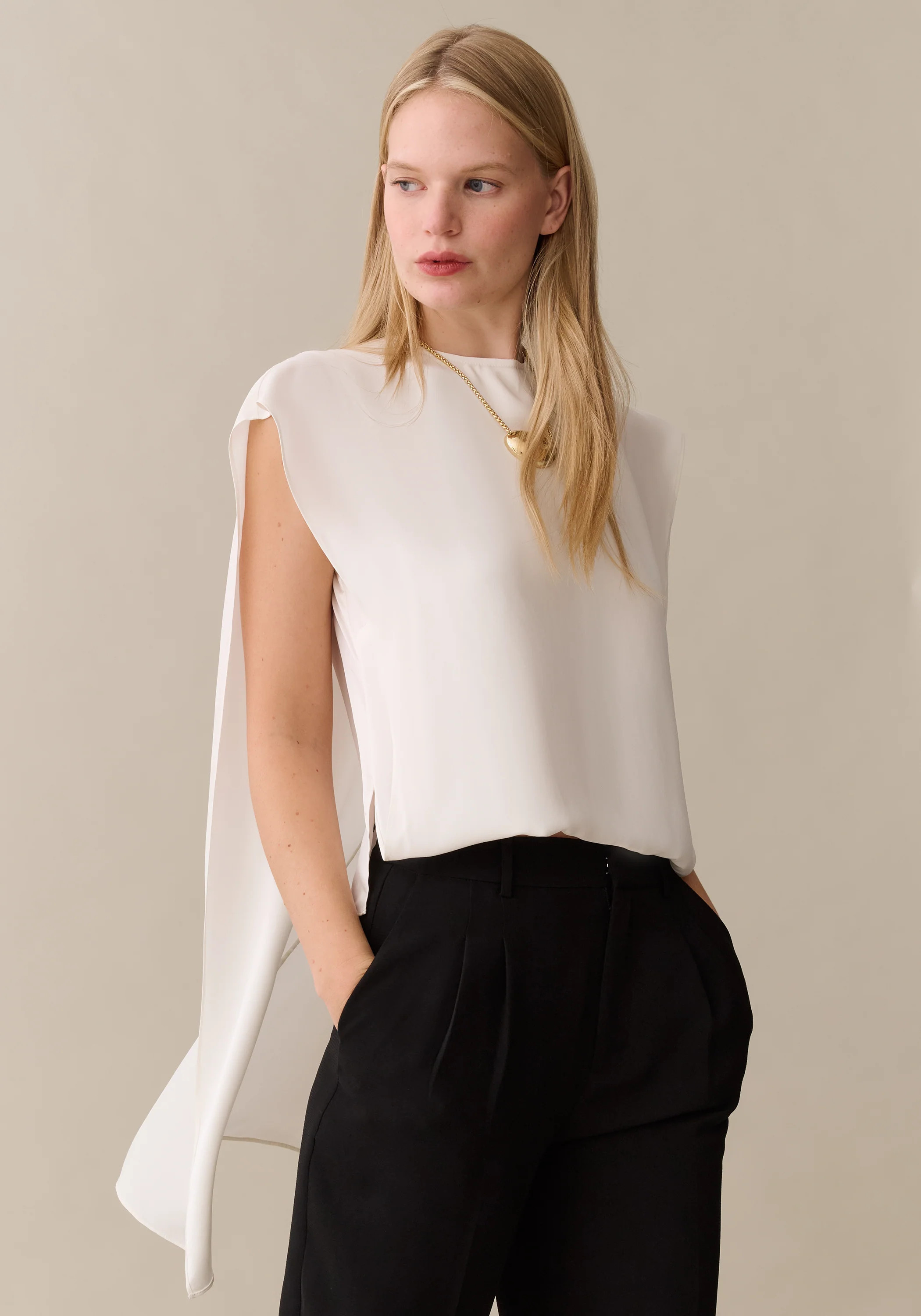 Lianna Silk Top | Few Moda