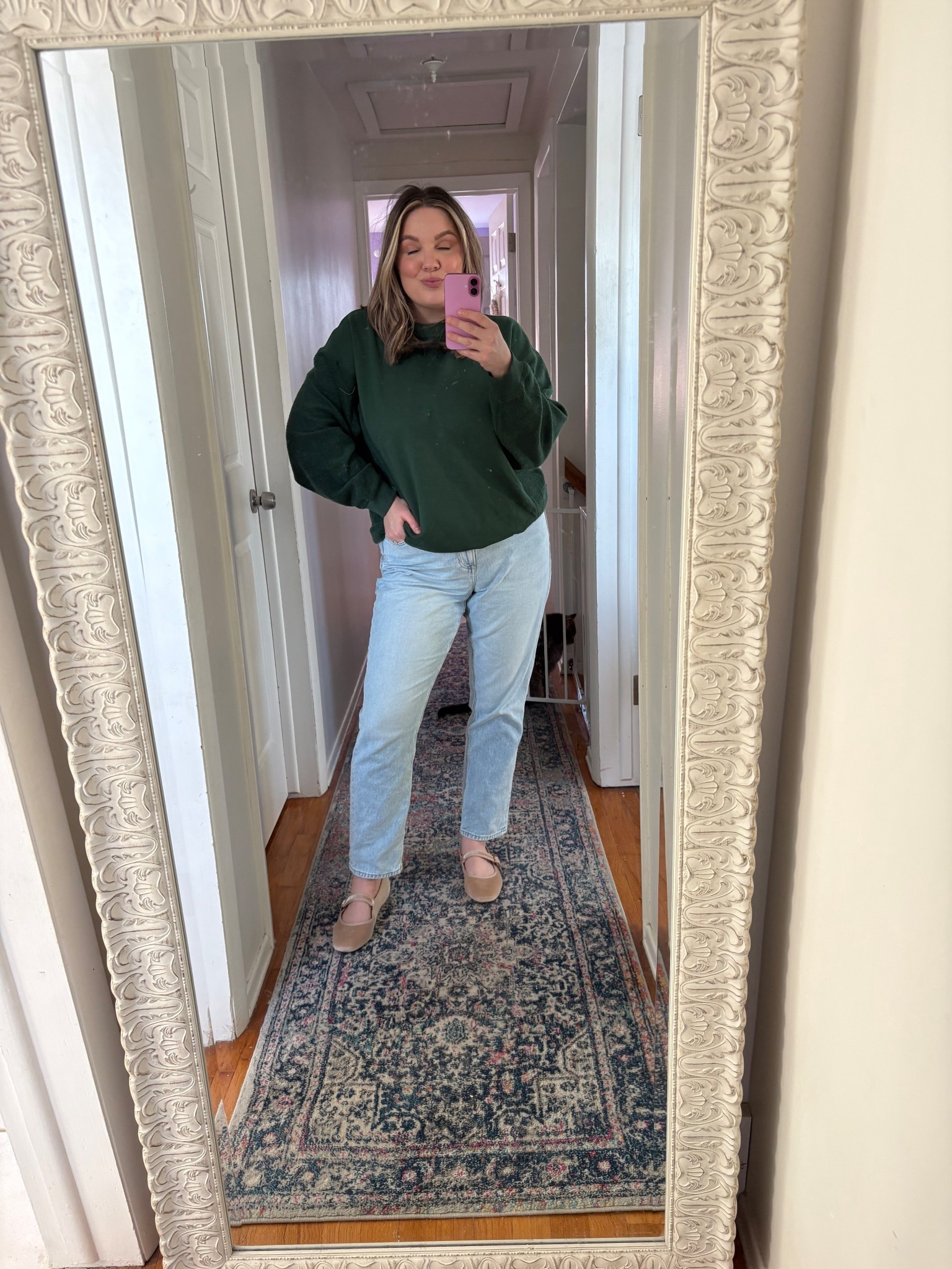 Midsize OOTD

Top- small 
Pants - 12 




#LTKMidsize #LTKootd #LTKFindsUnder50