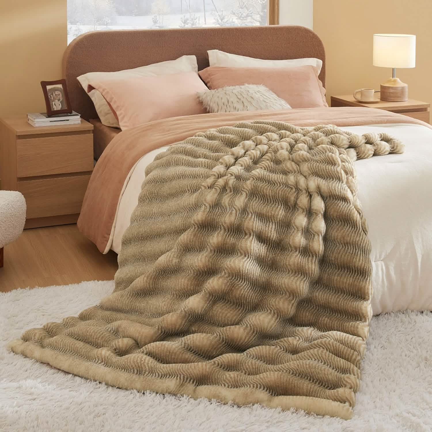 Bedsure Fluffy Striped Faux Fur Blanket Beige | Bedsure
