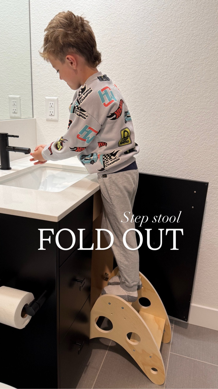 The coolest step stool for kids!


#LTKHome #LTKmomlife #LTKKids