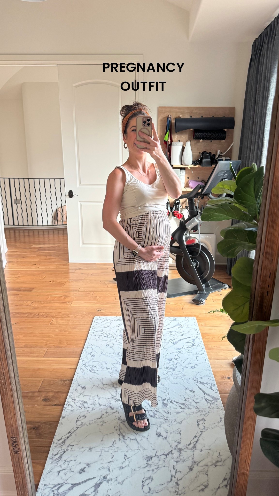 These pants for pregnancy! They aren’t maternity but so stretchy and comfy they grow with you! #pregnancyspringoutfit #pregnancyoutfit 

#LTKFindsUnder50 #LTKStyleTip #LTKBump