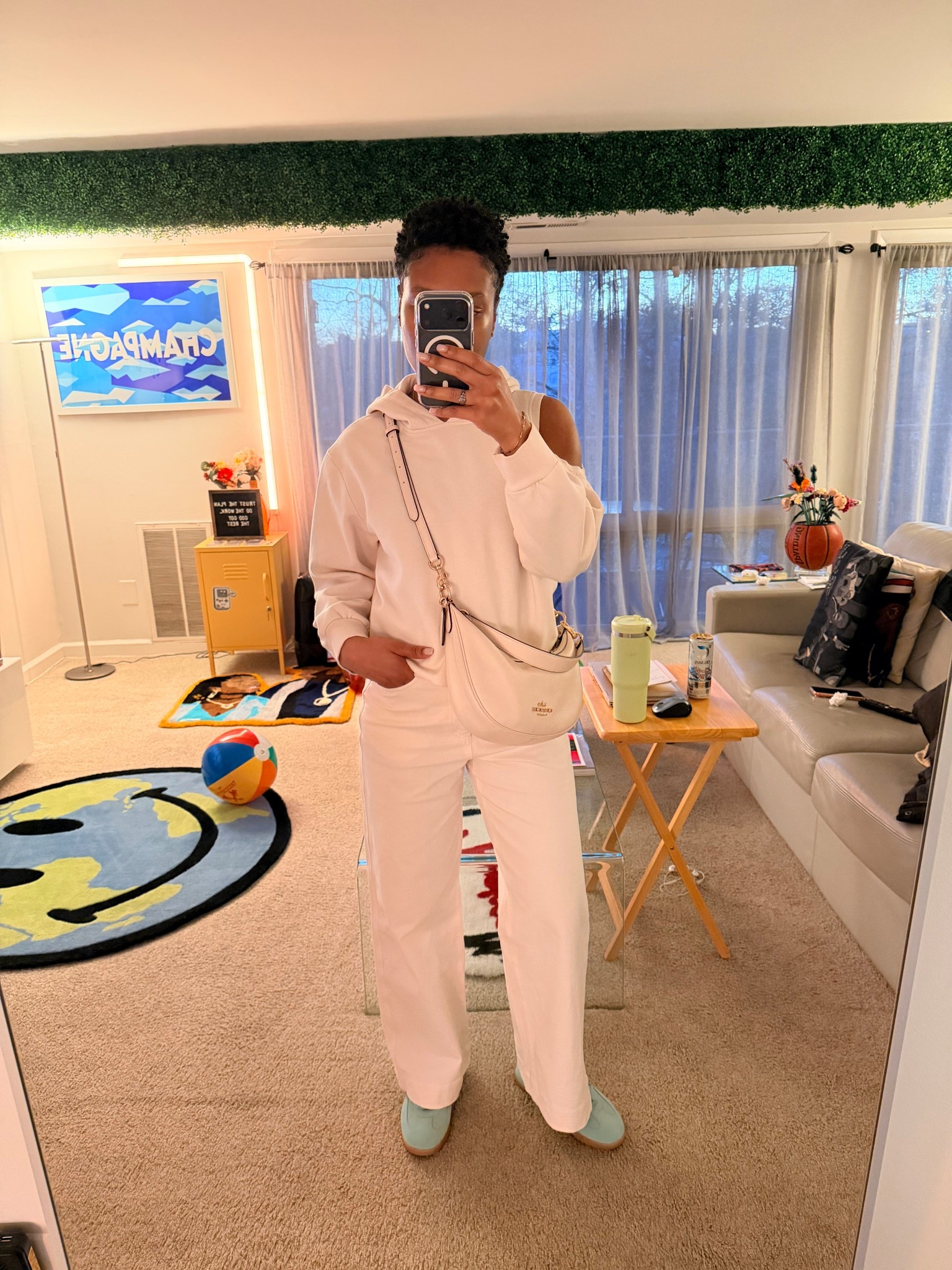 An easy outfit formula? Wearing all one color with a pop of color! 

#LTKFindsUnder100 #LTKPetite #LTKSeasonal