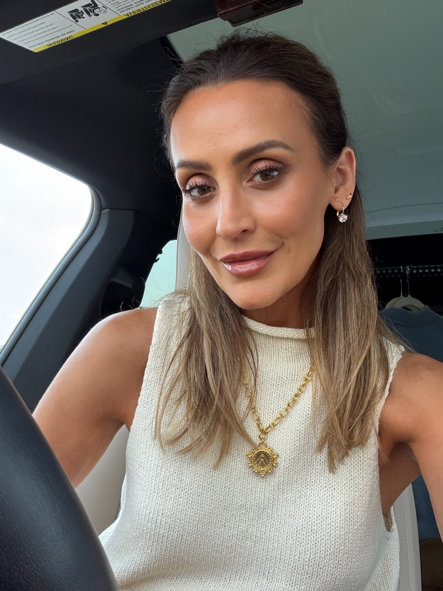 My quick daytime makeup routine 

Rhode lip pencil - shade lean
Rhode lip tint - shade toast 
Rhode glazing milk - shade 3
Rhode pocket blush - tan line - pinky tan
Armani liquid eyeshadow - shade 36 wood 
Sephora eyeliner in brown

#LTKgrwm #LTKBeauty #LTKOver40