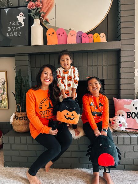 Halloween decor and Halloween sweatshirts for mom and kids

Amazon fashion
Amazon home
Halloween outfits


#LTKfamily #LTKHalloween #LTKkids