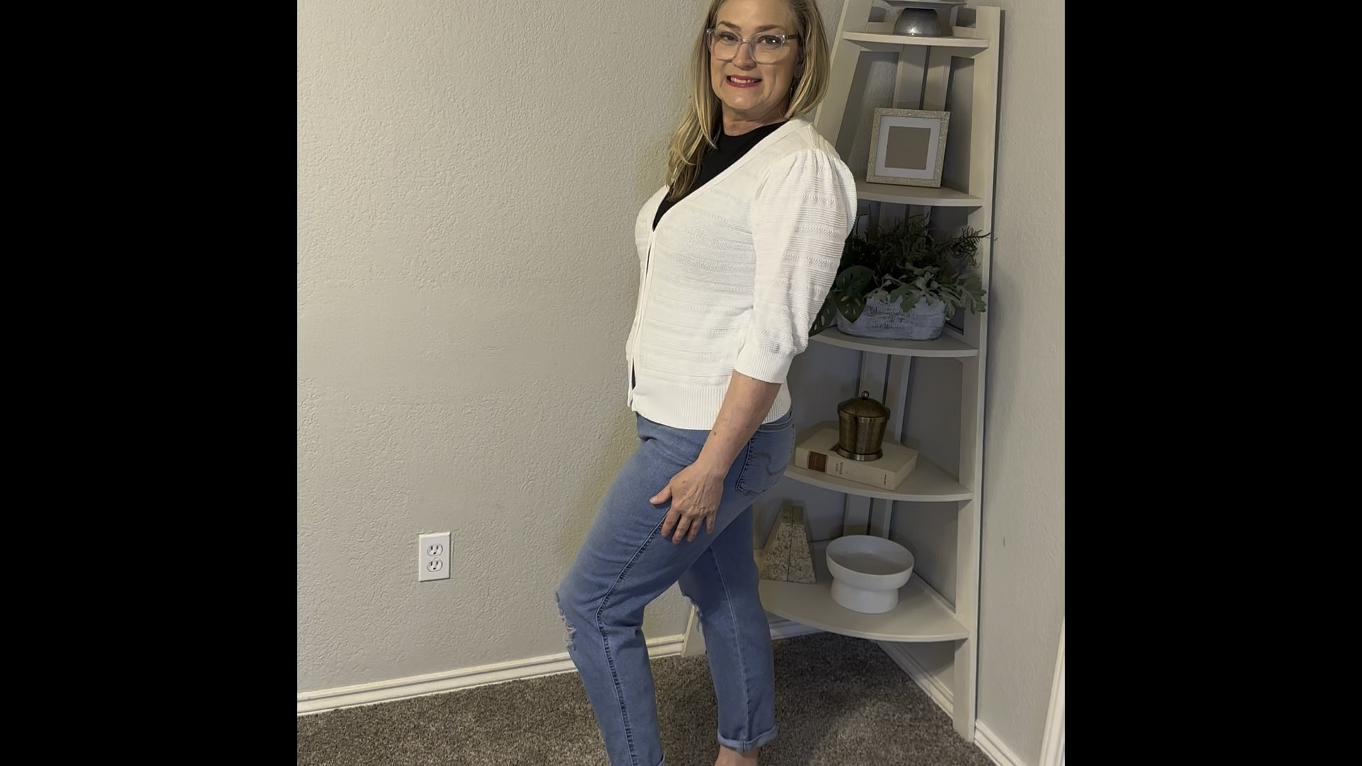 Perfect jeans travel outfit for spring temps! Bella-approved! #walmart @shannonskiptomylife

#LTKVideo #LTKfindsunder50 #LTKmidsize