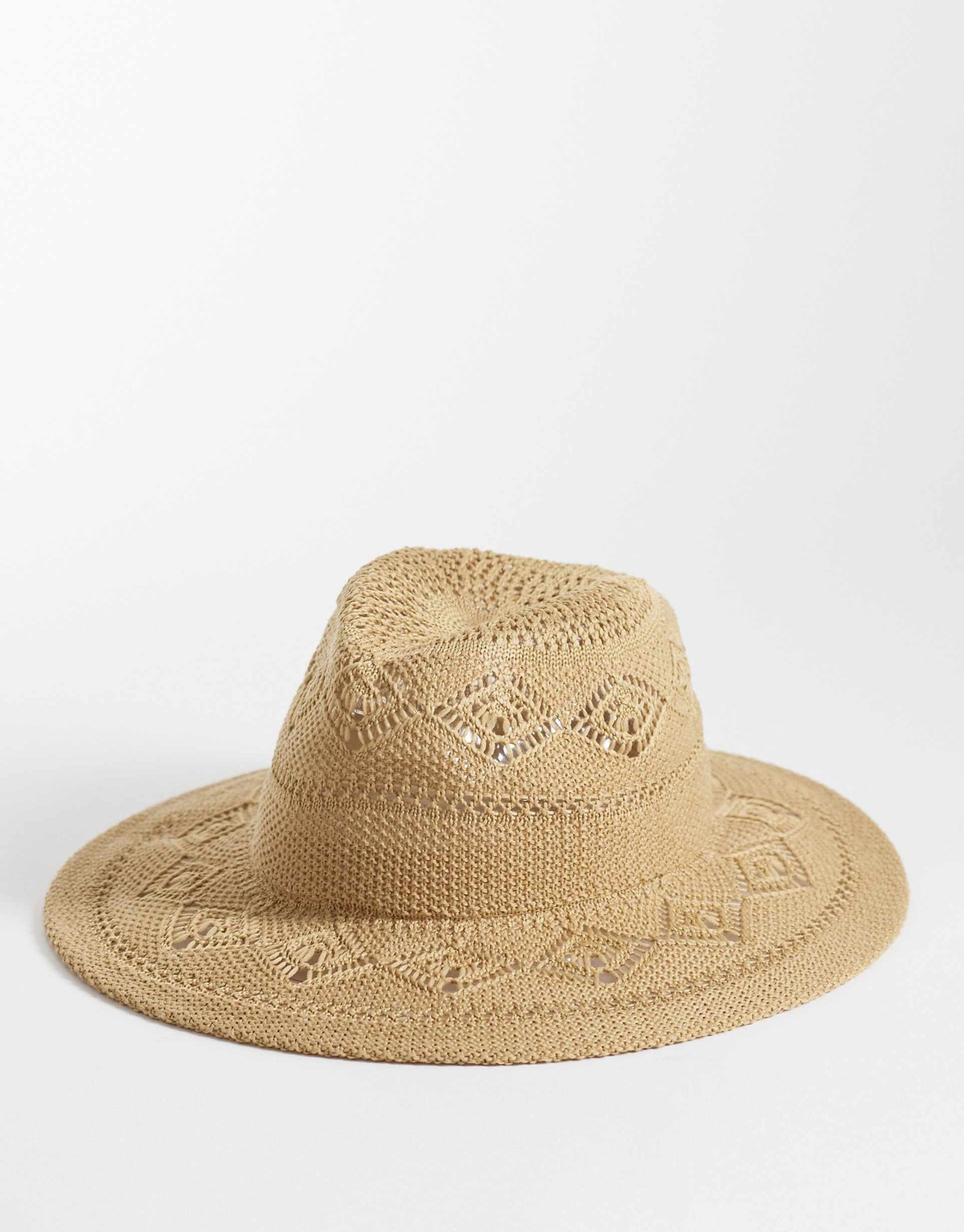 Vacation hat!! ❤️