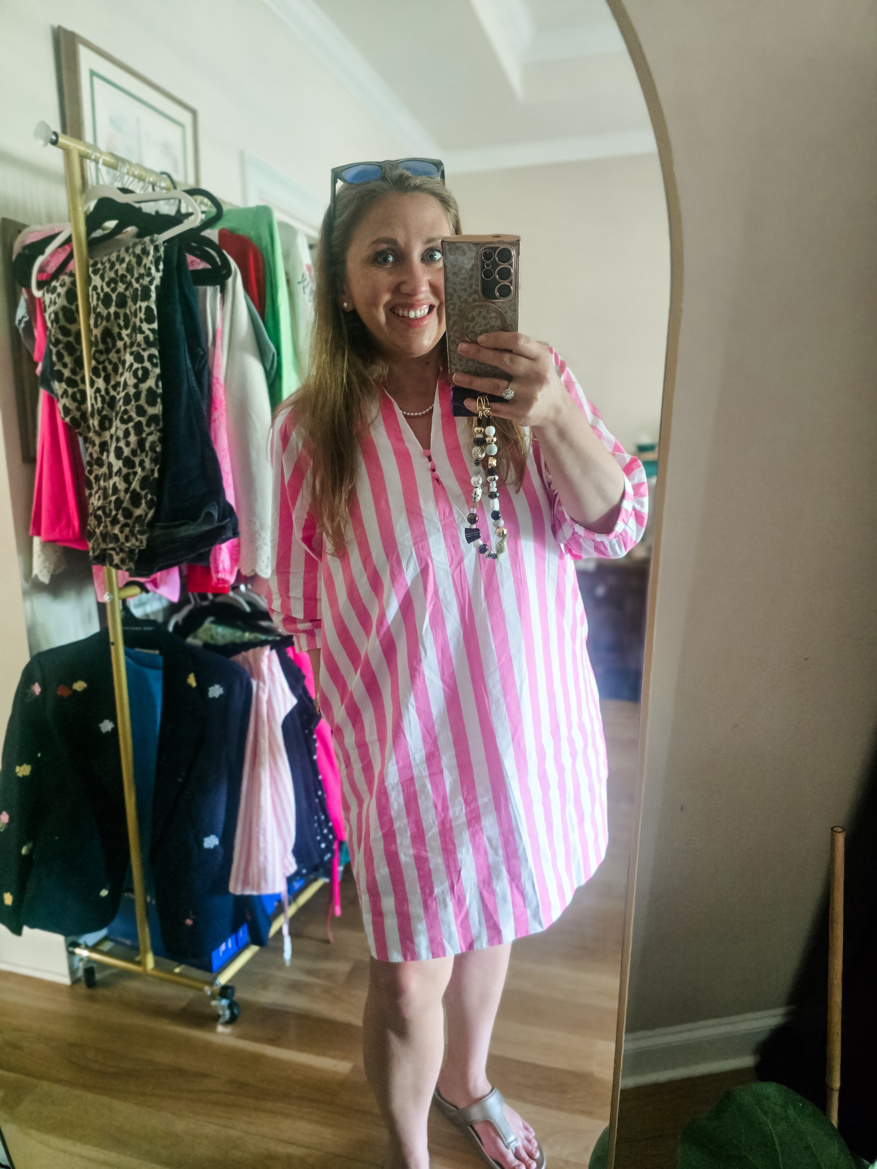 This look for less is a winner! 
I’m going to need this one in other colors as well ! Super comfortable. Work appropriate length. Looks JUST like @Tuckernuck 

#LTKMidsize #LTKgrwm #LTKdayinmylife