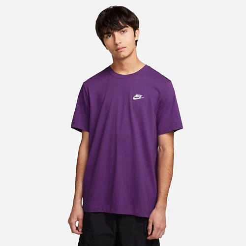 Men's Nike Sportswear Club T-Shirt | Scheels