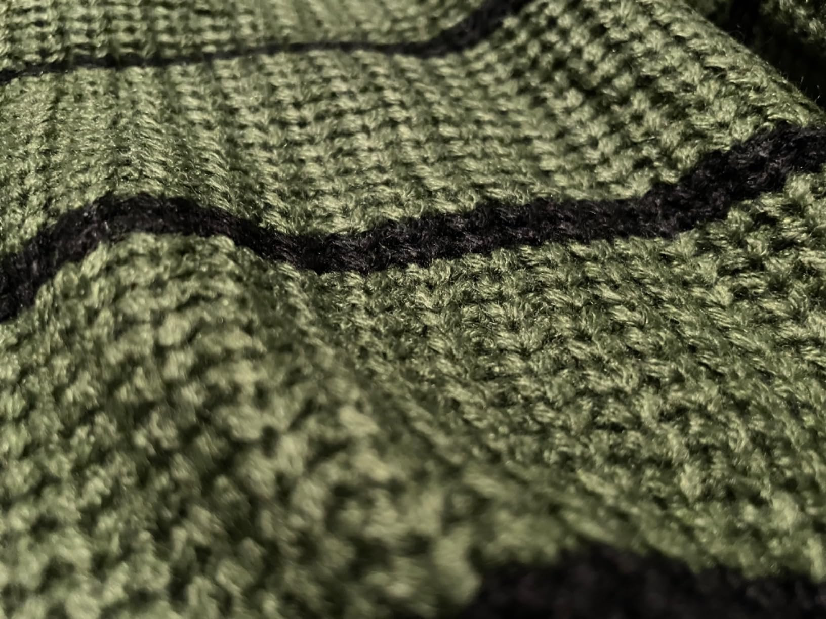 CIDER Women’s Cropped Striped Sweater Long Sleeve Crew Neck Trendy Pullover Tops | Amazon (US)