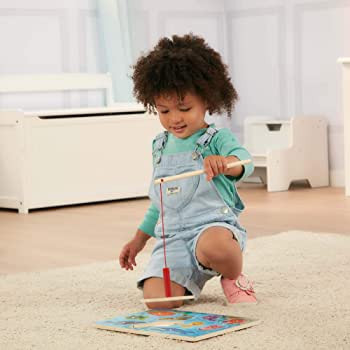 Melissa & Doug Magnetic Wooden Puzzle Game Set: Fishing and Bug Catching - Magnetic Games, Chunky... | Amazon (US)