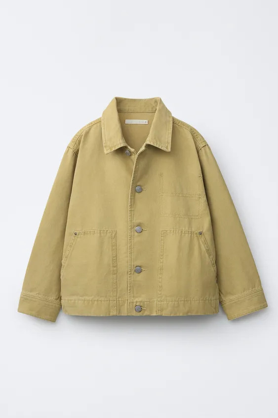 Overshirt with a shirt collar and long sleeves. Featuring a button-up front and patch pockets on ... | Zara UK