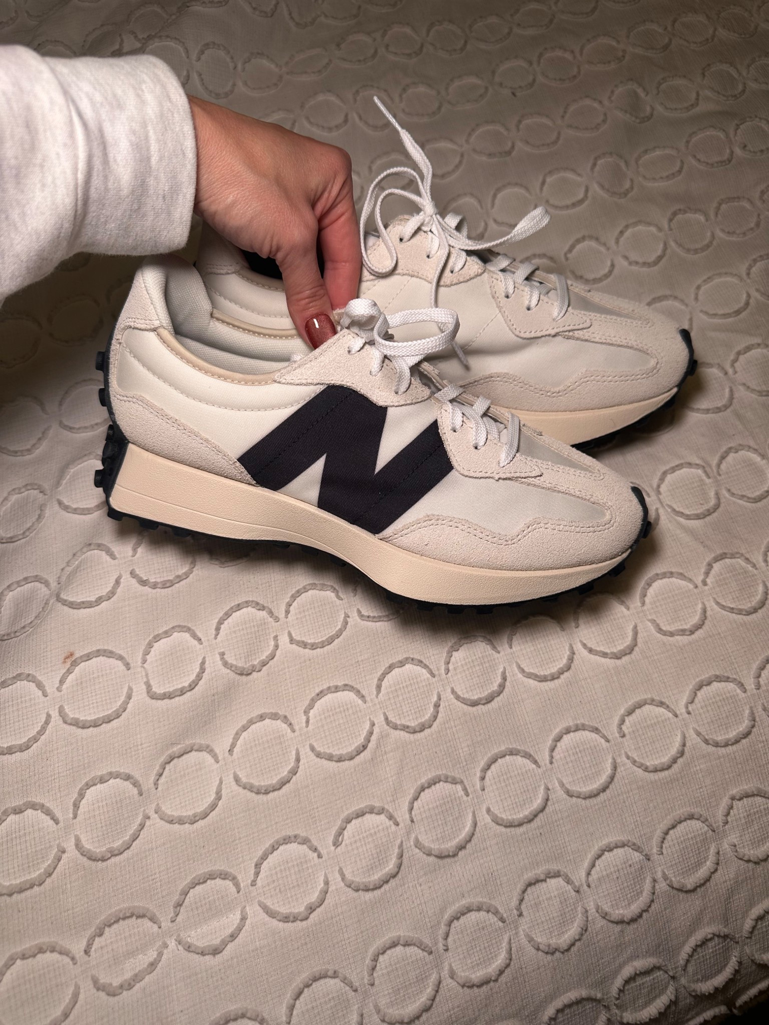 Obsessed with my new 327 new balance sneakers !! 

#LTKCyberWeek #LTKGiftGuide #LTKHoliday