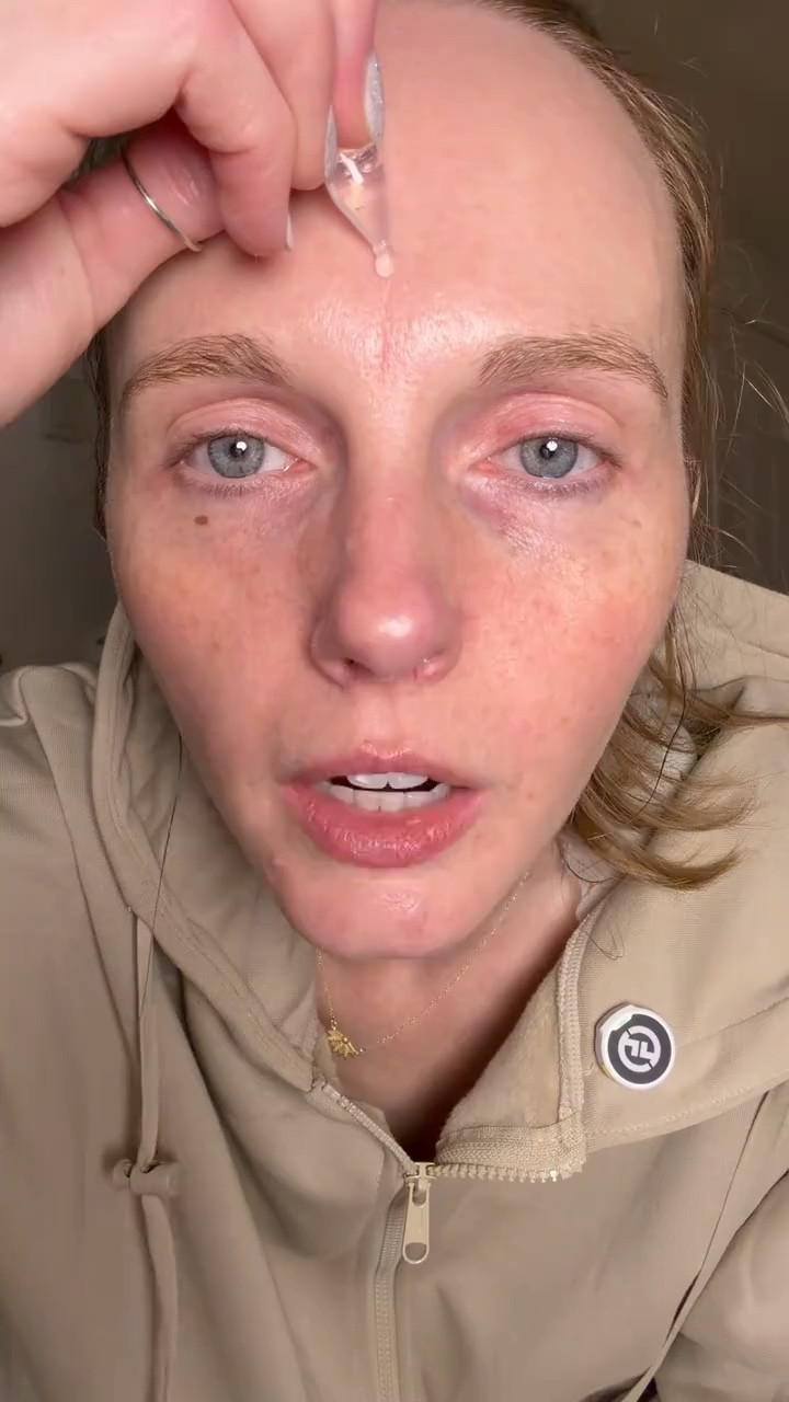 Make sure you’re hydrating your skin for the best anti-aging benefits! #SkinCare #SkinCareIngredients #SkinCareRoutine ￼