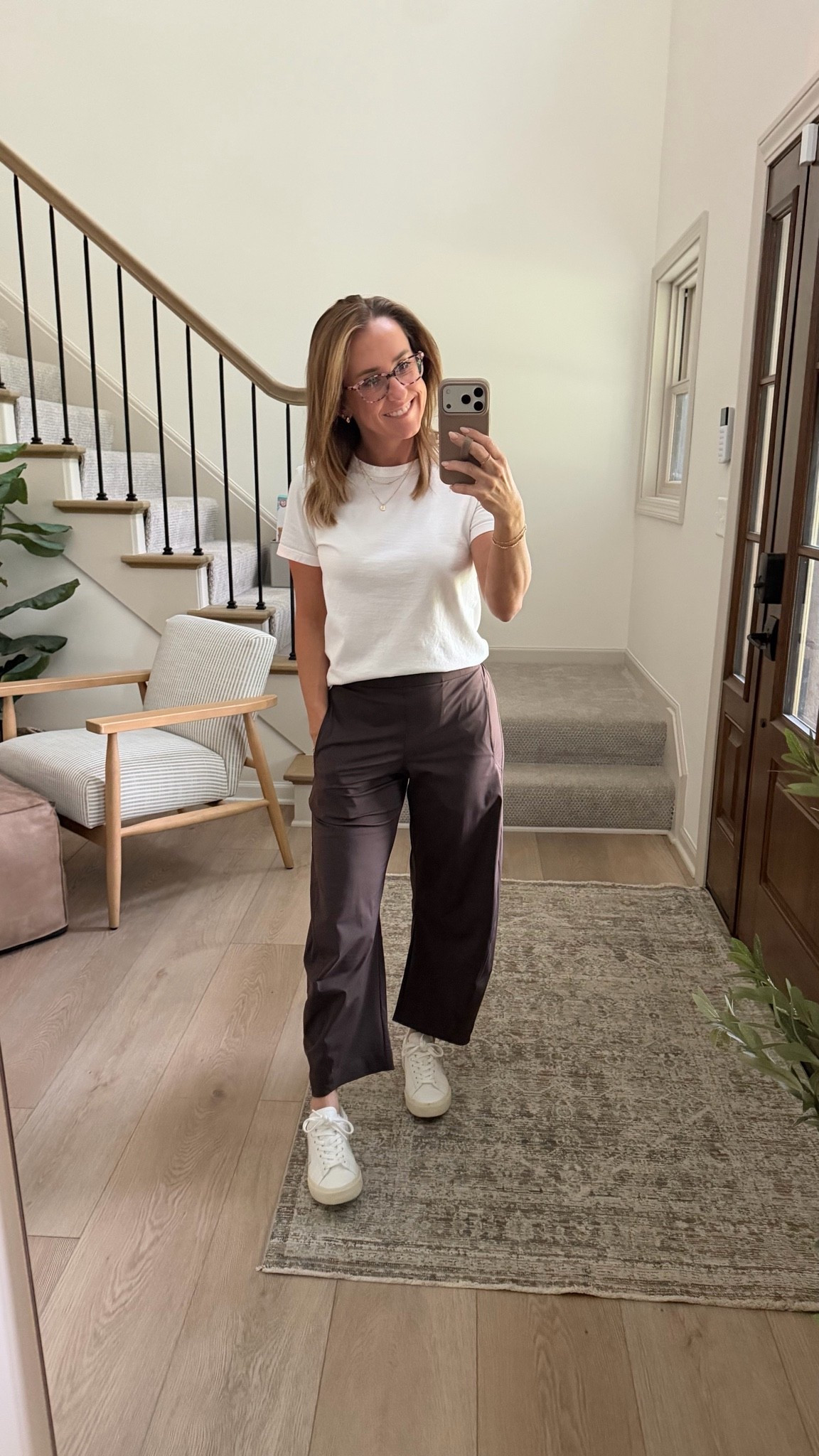 How freaking cute are these work pants from Ruti!? Love that they have petite-friendly sizes! 🤎

Barrel Pants | Work Outfit | Upscale Casual

Come Stay Awhile, Amanda Vernaci

#LTKootd #LTKPetite #LTKWorkwear