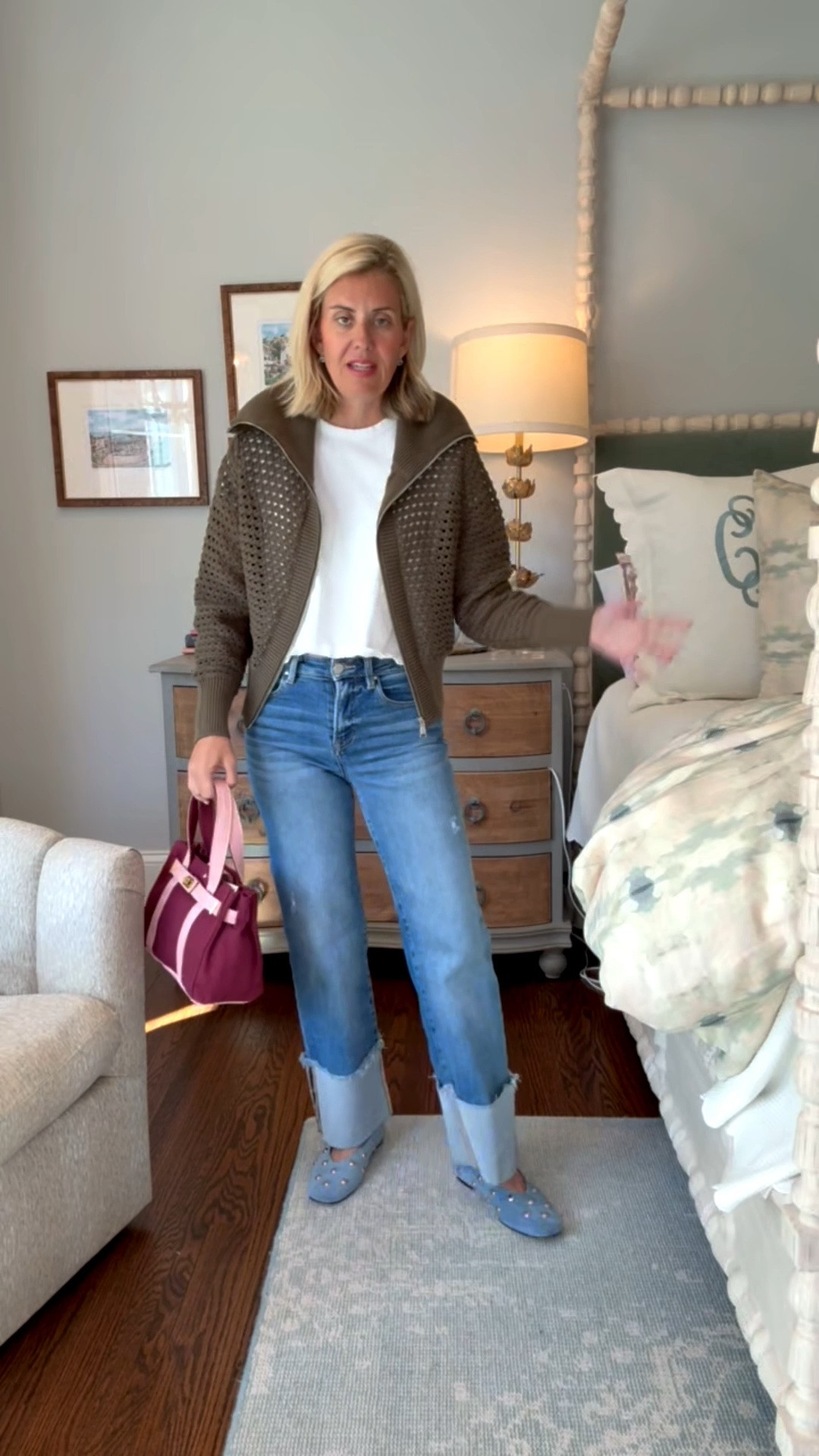 Social Threads Friends & Family sale starts today with code FF20 for 20% off!!
Tee- xs
Cardigan - xs 
Jeans - 25 
Flats  - 7.5 (size 1/2 down) 

*code Catherine20 at Allie + Bess 

#LTKdayinmylife #LTKSeasonal #LTKSaleAlert

#LTKdayinmylife #LTKootd #LTKmomlife