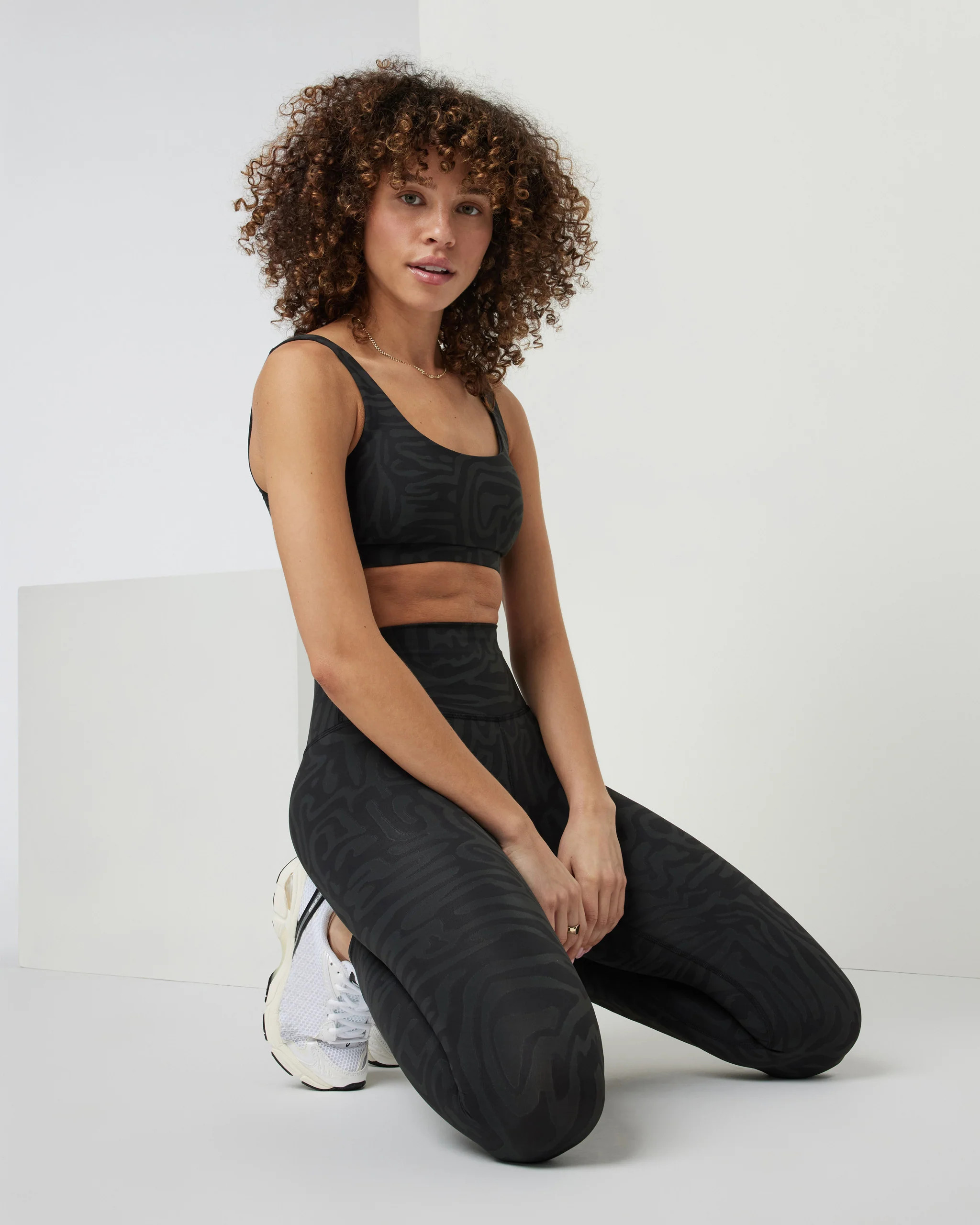 Maze Jacquard Bra | Vuori Clothing (US & Canada)
