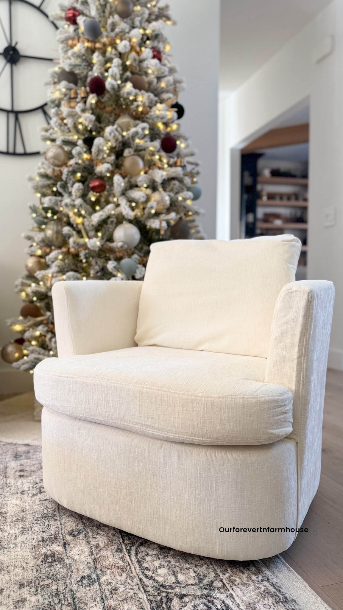 I recently added the Carino Swivel Accent Chairs from @Luebona to my living room, and they’ve been such a fun, functional addition. The smooth 360° swivel makes them great for conversation, and they come in a couple different colors to fit your space.

#homeseating #accentchair #neutraldecor #livingroomstyle #interiorinspo #cozycorner #modernhomefinds #amazonfindsalternative #homeinspirationdaily #seatingideas

#shopluebona #stylewithluebona

#LTKHome