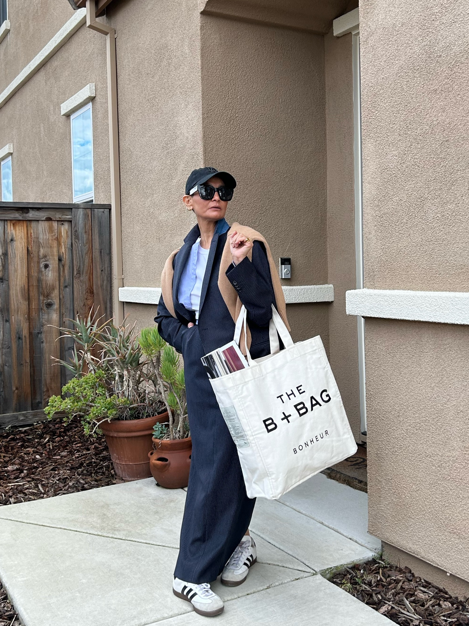 5 outfit capsule wardrobe centered around Kath-a-Porter vintage reworked pieces! 
Full outfit details:
Anthropologie Tank 
J crew Button down
Kath a Porter skirt
Kath a Porter blazer
Minnierosenyc Cardigan
Adidas Sambas 
Anthropologie Sunnies 
Anthropologie baseball hat
Bag @bonheyrbag

#LTKxadidas #LTKFind #LTKSeasonal