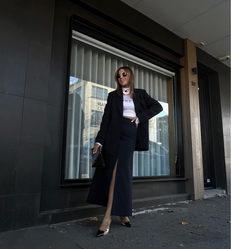 Today’s meeting attire 👩‍💻 Shop the similar black midi skirt, white top and black blazer below

#LTKstyletip #LTKaustralia #LTKFind