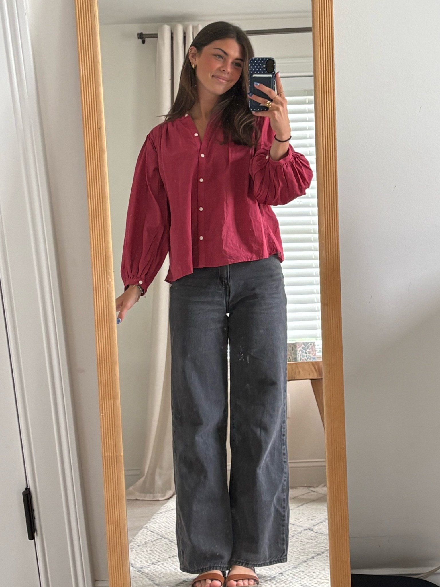 Top is xs and jeans are a 24!!