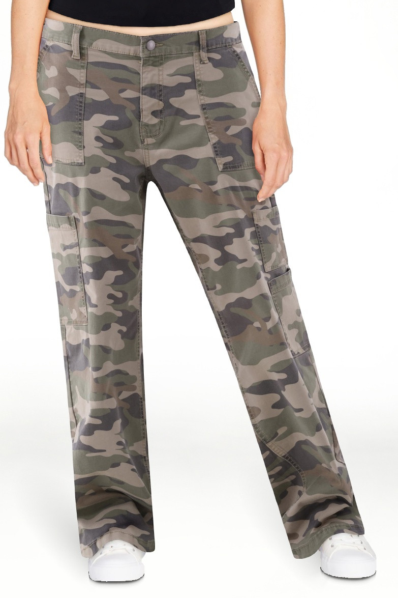 No Boundaries Wide Leg Cargo Pants, 31.5'' Inseam, Women's and Women's Plus Sizes XXS-4X | Walmart (US)