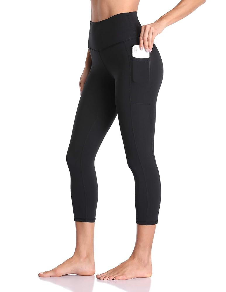 Colorfulkoala Women's High Waisted Yoga Capris 21" Inseam Leggings with Pockets | Amazon (US)
