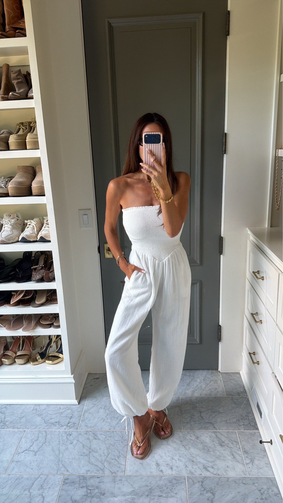 Wearing an extra small
Fully lined

#LTKootd