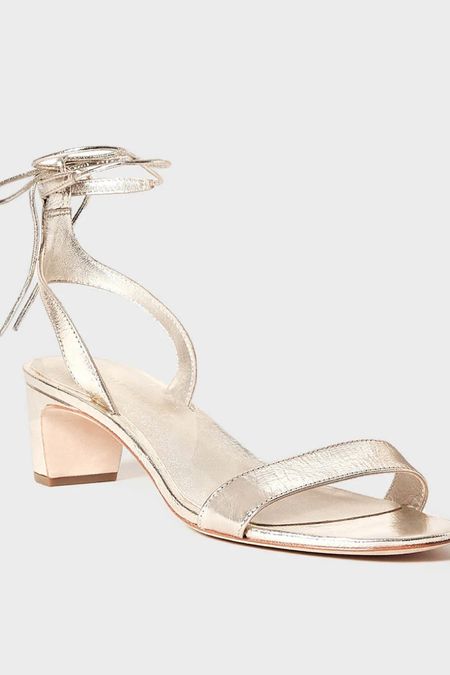 Low heel sandals for summer!

Wedding guest shoes // summer shoes // heels // sandals 

#LTKStyleTip #LTKParties