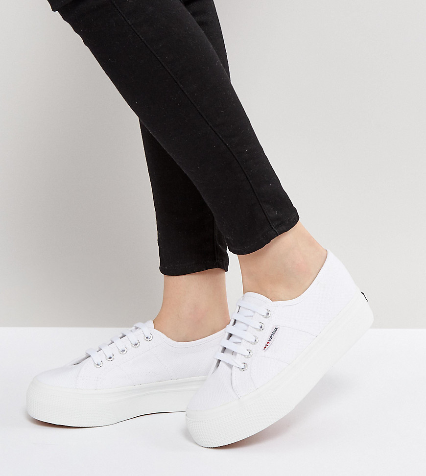 Superga - 2790 Linea - Plateau-Sneaker in Weiß - Weiß | Asos DE
