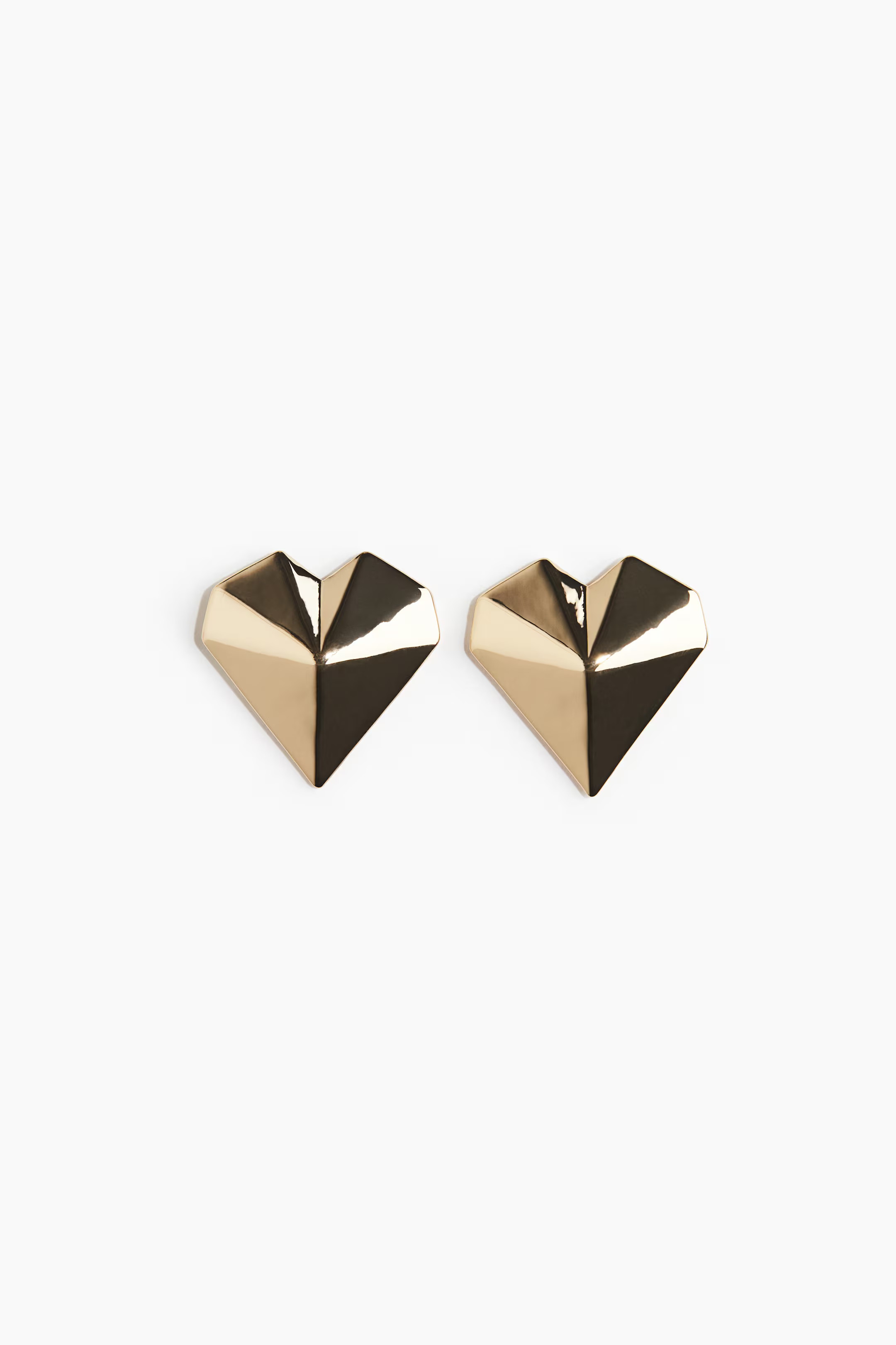 Heart-shaped earrings | H&M (UK, MY, IN, SG, PH, TW, HK)