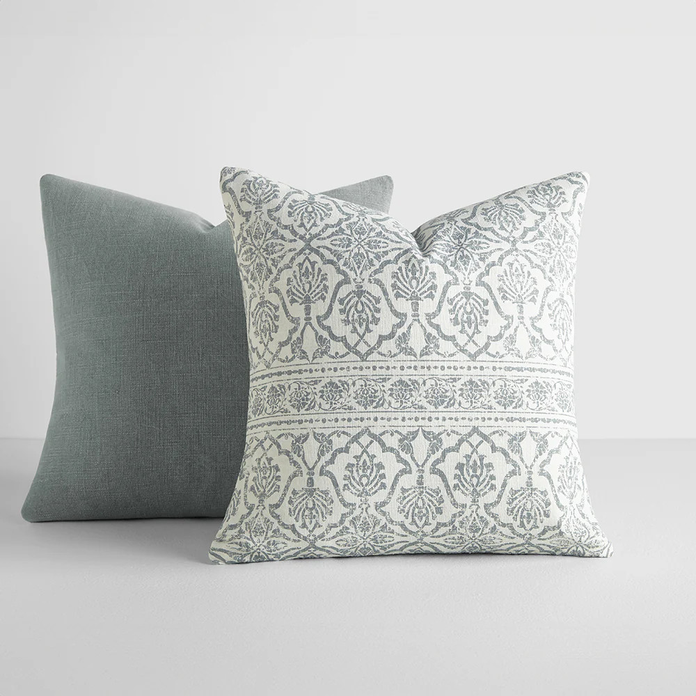 2-Pack Antique Floral Décor Throw Pillows | Linens and Hutch