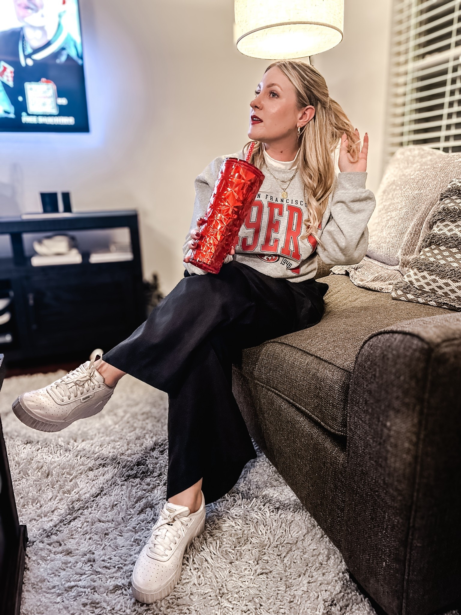 Football watch party outfit idea - what to wear for NFL football game cold weather. Super Bowl outfit look idea.

Being in Texas where the weather is bipolar, I love these faux turtlenecks! Adds that cozy layered look without burning up! 

#LTKSeasonal #LTKStyleTip #LTKMidsize