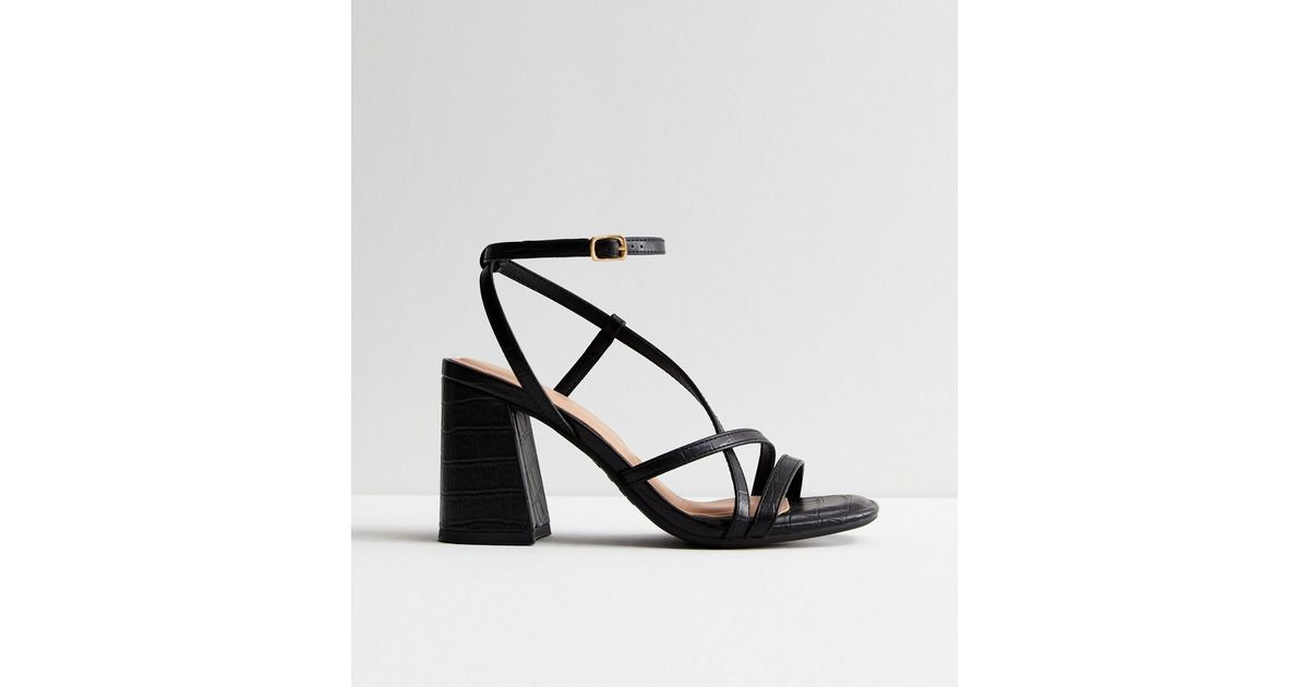 Black Strappy Block Heel Sandals | New Look | New Look (UK)