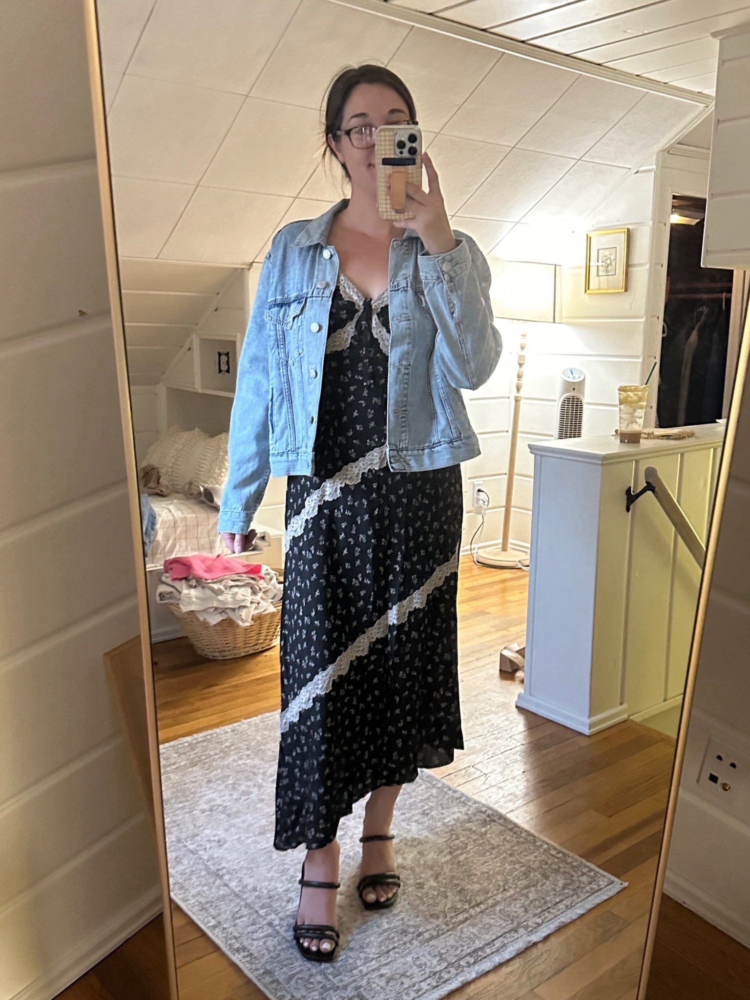 Early fall fashion outfit inspo

Black lace midi dress, black heels, jean jacket, minimal style, classic style, timeless style, neutral style, capsule wardrobe, closet basics, lace trim slip midi dress, Stacy mule heel, black strappy heel, low heels, kitten heels, date night outfit

#LTKfindsunder50 #LTKfindsunder100 #LTKSeasonal