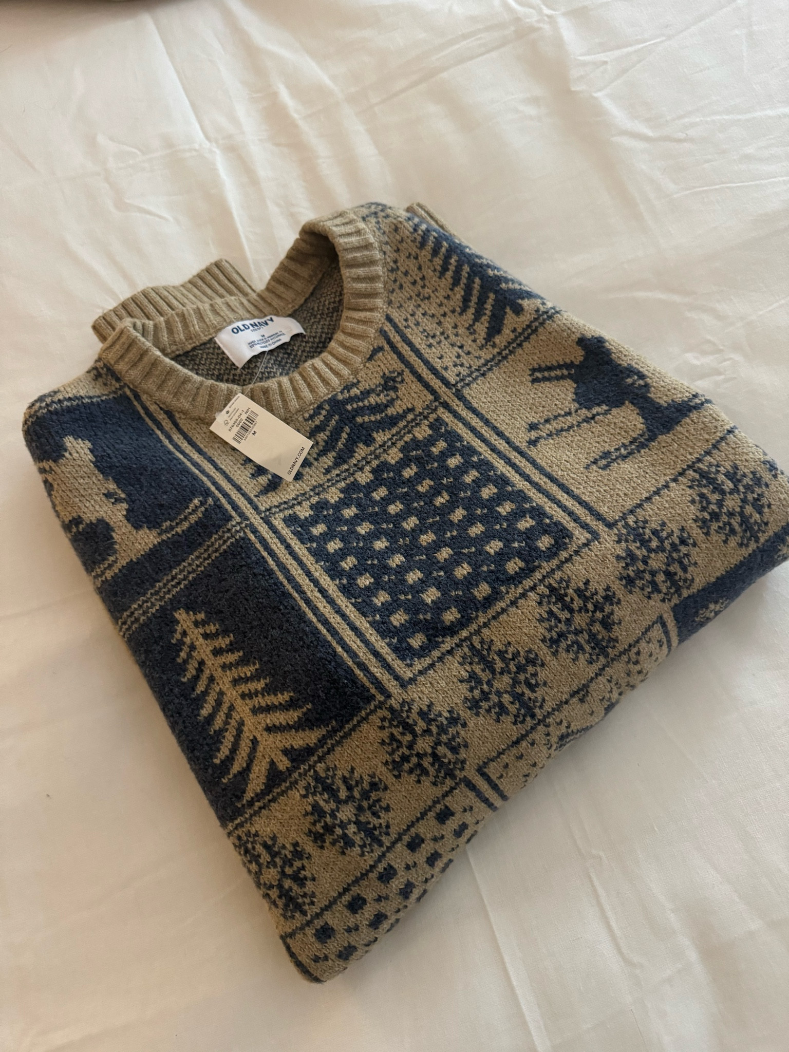 Viral Old Navy Christmas Holiday Ski Sweater 

#LTKGiftGuide #LTKHoliday #LTKCyberWeek