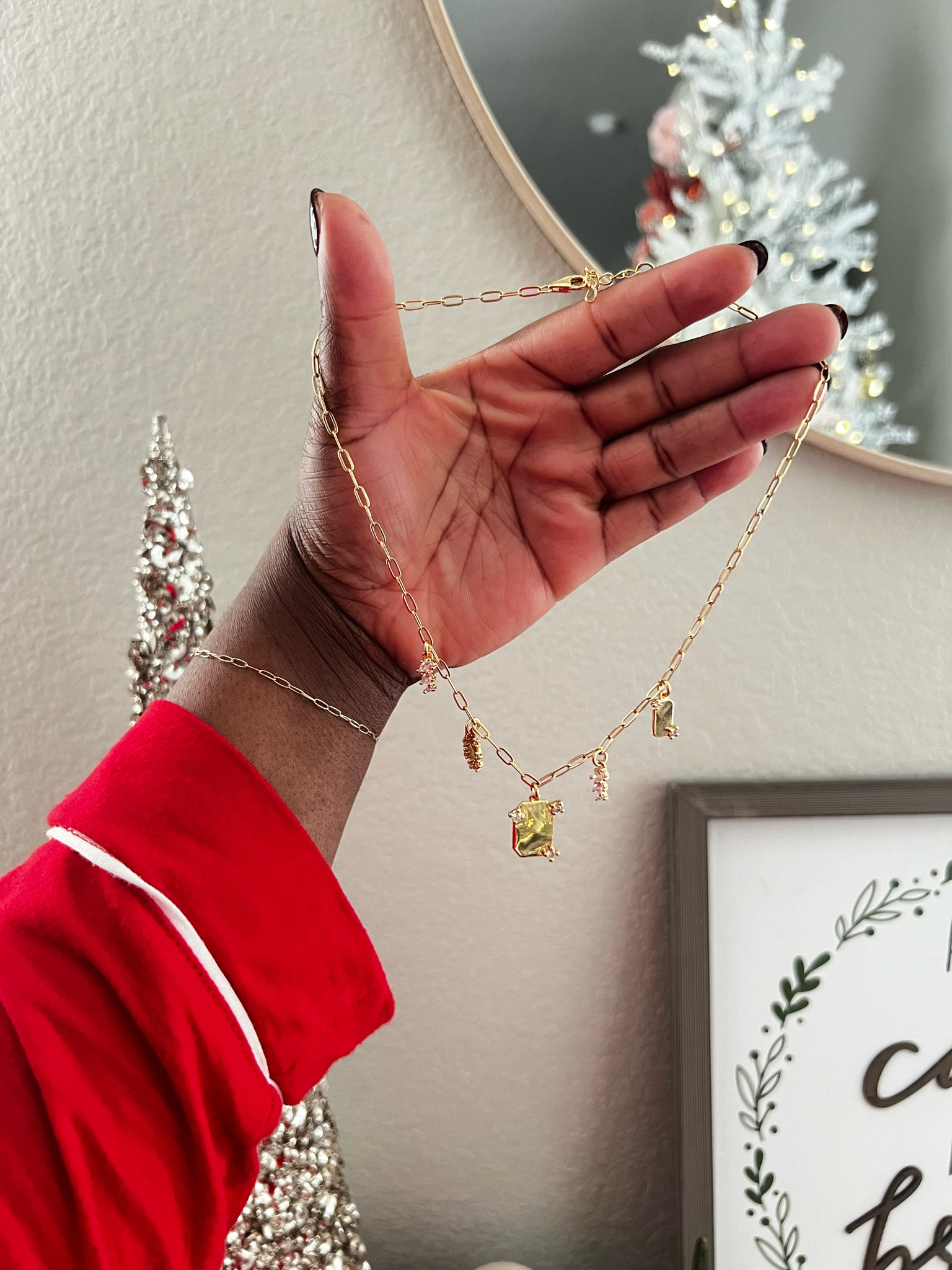 Use code: NICOLE20 To save at Electric Picks ⚡️ 

#LTKGiftGuide #LTKCyberWeek #LTKFindsUnder50